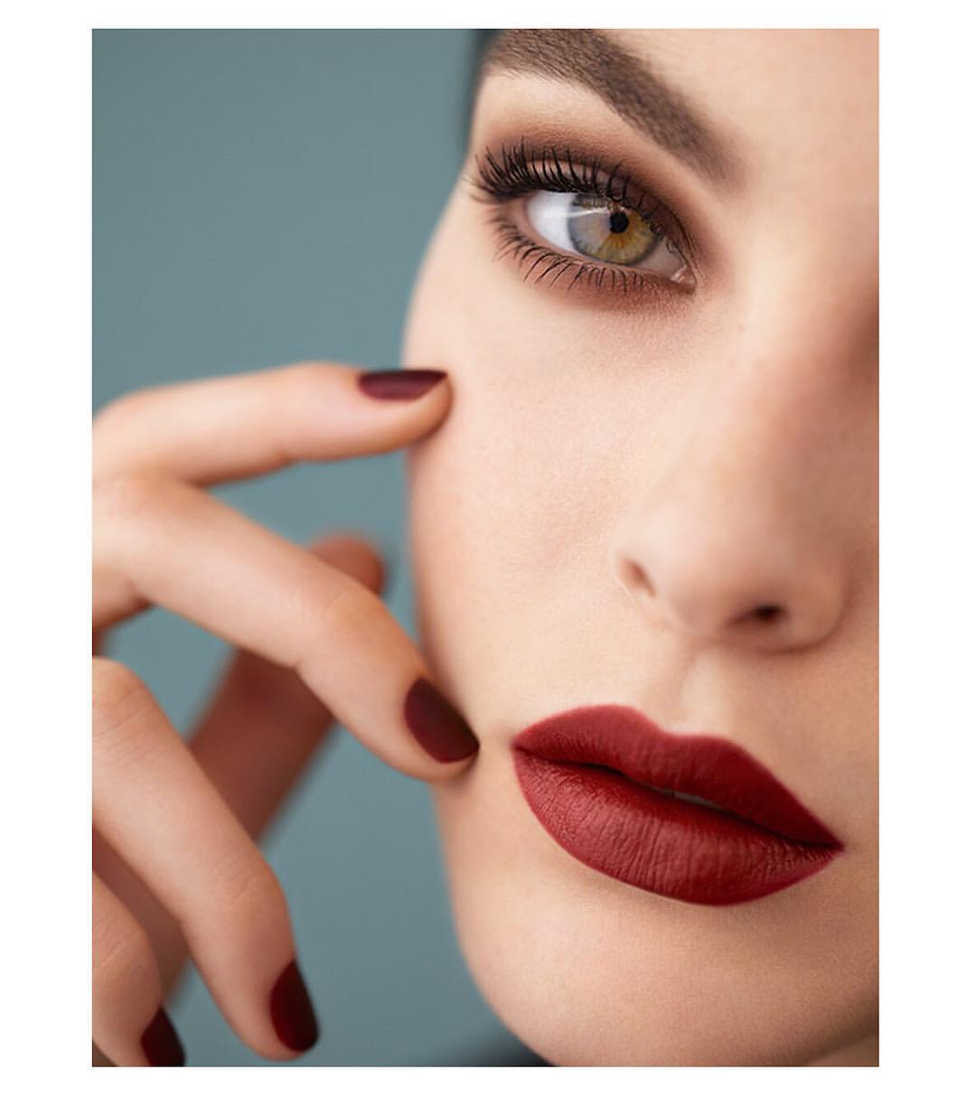 Chanel Fall/Winter 2018 Makeup Collection: Shop Matte Lips & Velvet Nail -  Richard Magazine