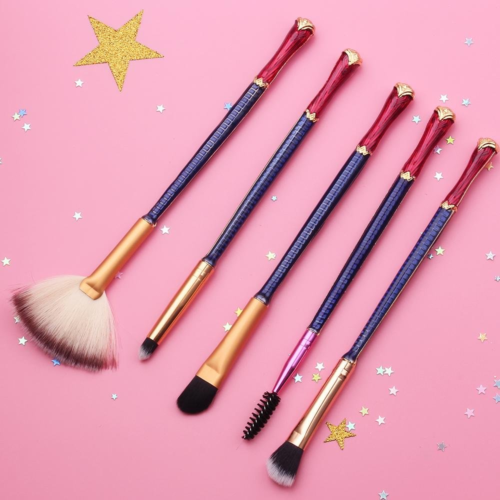 Wonder Woman Makeup Brushes