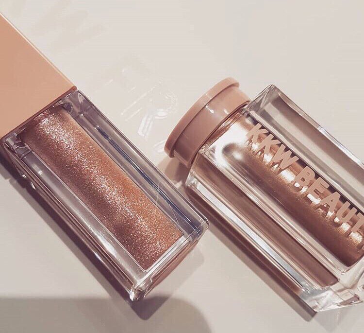 KKW Beauty Ultralight Beams